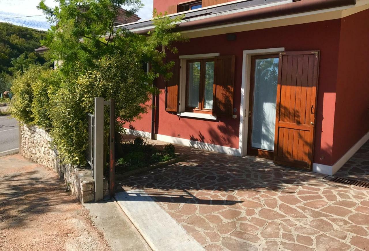 Cris Apartments Sant'Ambrogio di Valpolicella Exterior photo